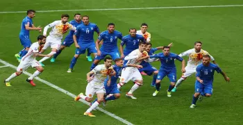 فيديو| إيطاليا تصعد لربع نهائي «يورو» بهدفين في الماتادور الأسباني