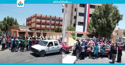 فيديو| طلاب الثانوية ببني سويف يتظاهرون أمام «التربية والتعليم»