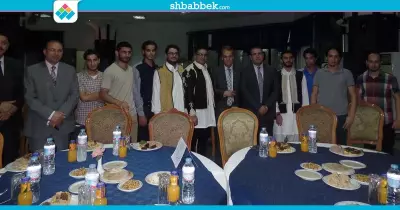 إفطار جماعي لرئيس جامعة المنصورة والطلاب الوافدين
