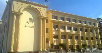 إنتاج الوقود من زيت الطعام.. مشروع تخرج لطلاب بجامعة المنصورة