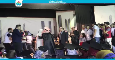 صور| حفل تخرج صيدلة بنات الأزهر 2015-2016