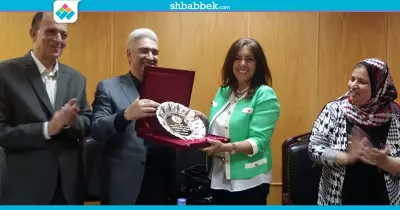 صور| «إعلام بني سويف» تكرم نائلة عمارة