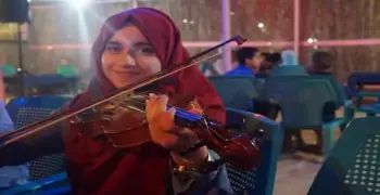 قهرت السرطان.. حكاية فلسطينية تفوقت في الثانوية بغرفة المعمل الكيماوي