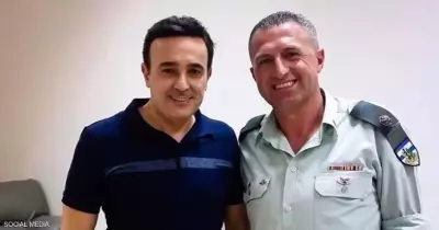 صابر الرباعي يوضح ملابسات صورته مع ضابط إسرائيلي