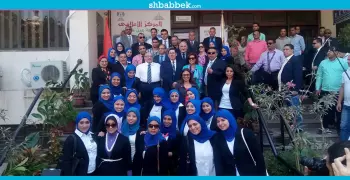 صور| رئيس جامعة عين شمس يفتتح المركز الإعلامي
