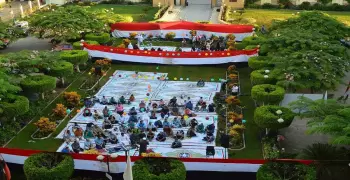 ساحة لصلاة عيد الأضحى بمستشفى جامعة المنصورة (صور)