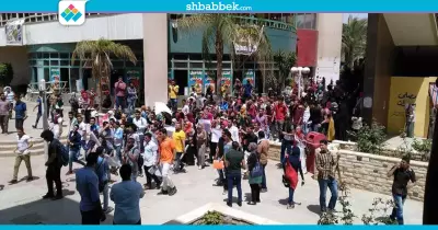 فيديو| بحفل الاستقبال.. رقص طلاب بجامعة حلوان على الأغاني الشعبية