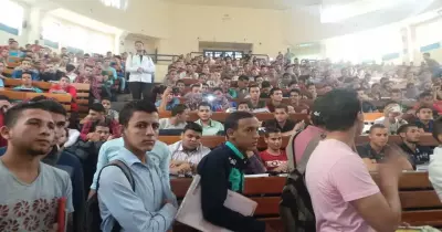 «تجارة الأزهر» تقف دقيقة حداد على ضحايا حادث الواحات