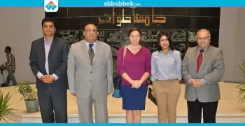 خبيرة أمريكية تناقش تجارب القبول بالجامعات الأمريكية في ندوة بحلوان