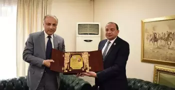 جامعة بني سويف تبحث سبل التعاون العلمي مع رئيس جامعة النهضة