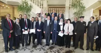 وزيرا التعليم العالي والتربية والتعليم يكرمان أساتذة الطب بجامعة الأزهر