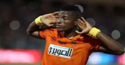 مهاجم نهضة بركان لابا كودجو.. هل ينتقل للأهلي أم للزمالك؟