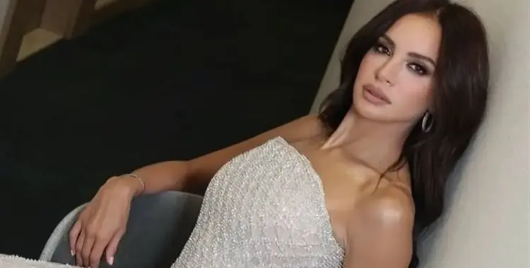  زواج آمال ماهر من رجل أعمال مصري وشهر العسل في باريس 