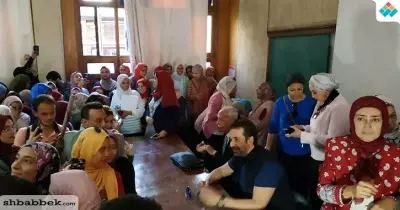 احتشاد طلاب «تطبيقية حلوان» لحضور ندوة الفنان كريم عبد العزيز