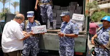 القوات المسلحة توزع 500 ألف كرتونة غذائية على القرى الأكثر احتياجا بنصف الثمن