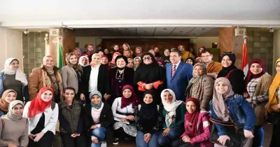 رابط تسجيل بيانات أوائل الخريجين وحملة الماجستير كلية البنات عين شمس