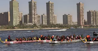 فوز فريق كونفوشيوس جامعة القاهرة بالمركز الأول في سباق التجديف