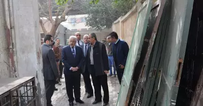 بالصور.. وزير «التربية والتعليم» يزور مدرسة بالجيزة ويُحيل مديرها للتحقيق