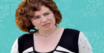 شاهد.. بسمة وهبة لـ إلهام شاهين: «انتي ملتك ايه؟»