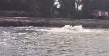 فيديو انفجار خط الغاز في بحر مويس ببنها