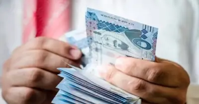 كم راتب معلم متقدم ومقدار العلاوة السنوية المعتمدة بالسعودية؟