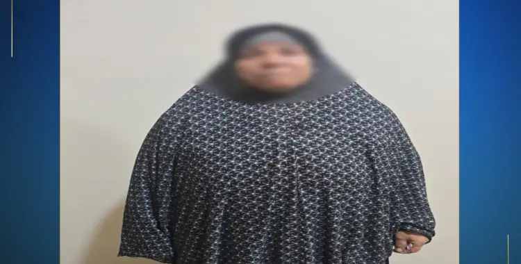  ضبط سيدة ببسبب توزيع كروت دعائية لأحد المرشحين للانتخابات بالغربية 