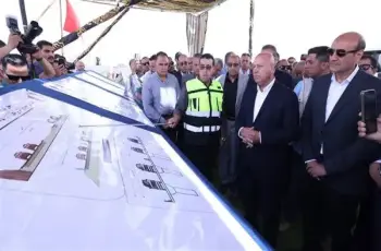 انفعال كامل الوزير على مهندس أثناء افتتاح محور ديروط (فيديو)