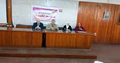 ندوات تثقيفية في جامعة الزقازيق لتفعيل المشاركة الطلابية في تعليم الكبار