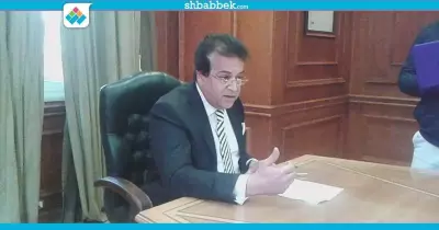 بين الطالب والجامعة والأستاذ.. وسائل تطوير التعليم العالي على مكتب الوزير