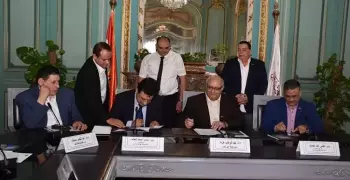 جامعة عين شمس توقع بروتوكول تعان للتأمين على منشآتها (صور)