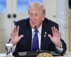 ترامب يدير أكثر من نصف النفط الفنزويلي.. ماذا يعني ذلك للأسواق؟