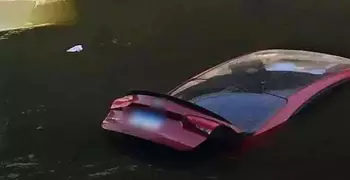 غرق طفلين بعد انقلاب سيارة كان يقودها أحدهما في ترعة بسوهاج