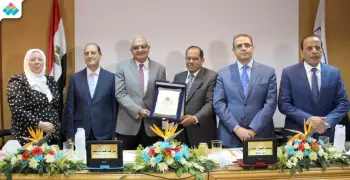 بعد تجديد الاعتماد.. جامعة المنصورة تكرم فريق الجودة بكلية العلوم (صور)