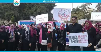 صور| مسيرة لمناهضة التحرش بالمنصورة.. والمطر يمنع رئيس الجامعة من المشاركة