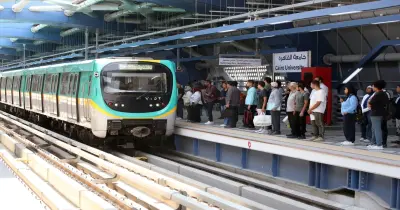 بعد تداول فيديو.. ضبط طرفي مشاجرة داخل إحدى عربات مترو الأنفاق بالقاهرة