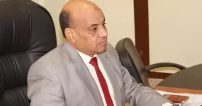 معلومات عن الدكتور عاطف أبو الوفا القائم بعمل رئيس جامعة الوادي الجديد