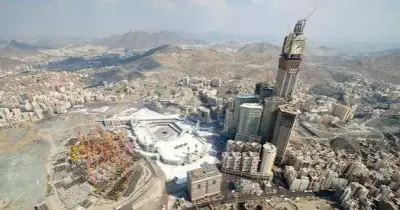تعد مكة المكرمة أول موضع في الأرض يشهد البناء صواب خطأ؟