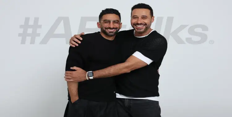  بكاء أحمد السعدني مع أنس بوخش في ABtalk يتصدر الترند 
