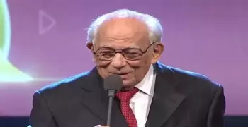 رشوان توفيق يبكي ويحكي تفاصيل رؤيته للأنبياء في المنام  (فيديو)