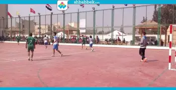 صور| «بنها» تصعد لدور الـ16 في دوري الخماسي بجامعة عين شمس