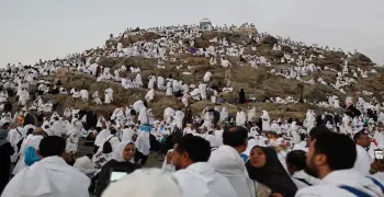 تهنئة يوم عرفة 2026.. أفضل الرسائل للأقارب