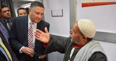 رئيس جامعة بنها يتفقد المستشفيات