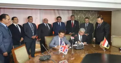 توأمة بين كلية الهندسة بعين شمس وجامعة إيست لندن