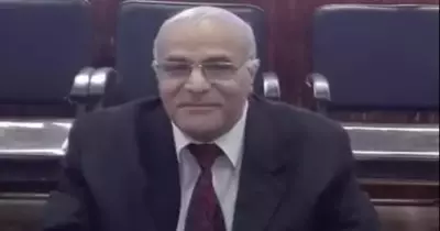 صور عالم الذرة المصري أبو بكر رمضان الذي توفي في المغرب