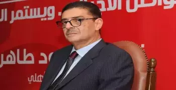محمود طاهر يمنع الصحفيين من دخول الأهلى بسبب «الخطيب»