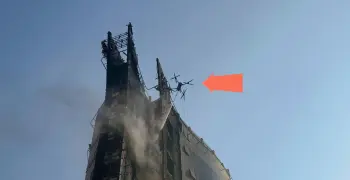 حريق برج خليفة في دبي.. الطائرات الذكية تسيطر على النيران