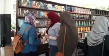 كلية الصيدلة جامعة طنطا تقيم معرضا للكتاب