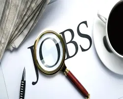 وزارة العمل تعلن عن 2600 فرصة عمل للشباب في مختلف القطاعات الحيوية