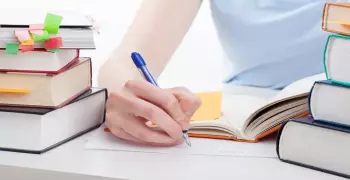 وداعا للعشوائية.. هي دي الخطة الناجحة للمذاكرة