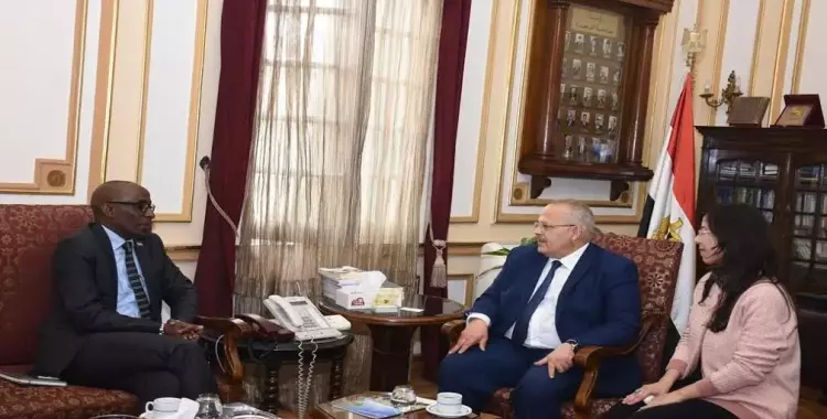  تعاون مشترك بين جامعة القاهرة وسفارة رواندا 
